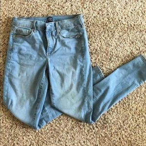 Gap True Skinny Jeans Light Wash